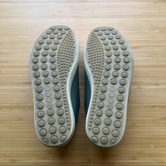 ECCO Soft 7 Leather Lace-up Sneakers - Moon (5) - Picture 7 of 12